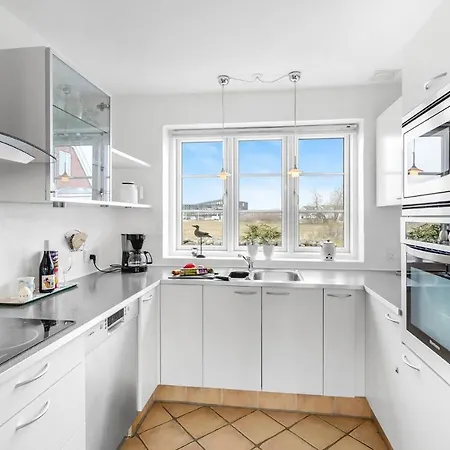 Hébergement de vacances Sdr Frankel Xi *